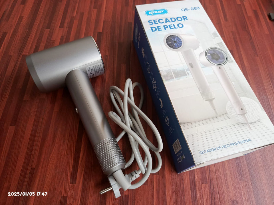 SECADOR DE CABELLO PRO